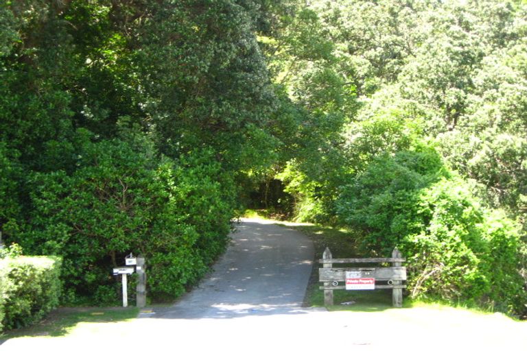 Photo of property in 67 Matakatia Parade, Matakatia, Whangaparaoa, 0930