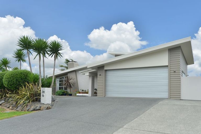 Photo of property in 27 Key West Drive, One Tree Point, 0118