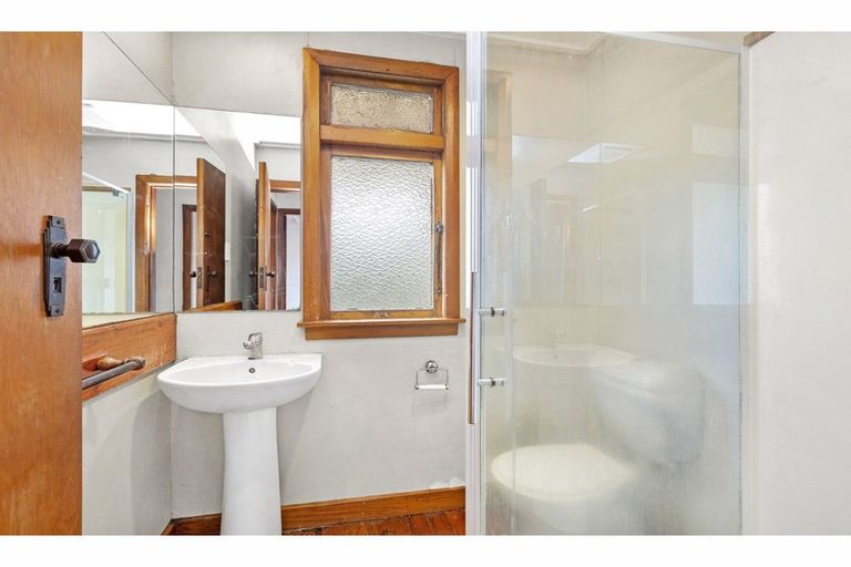 Photo of property in 16 Wilson Street, Hamilton East, Hamilton, 3216