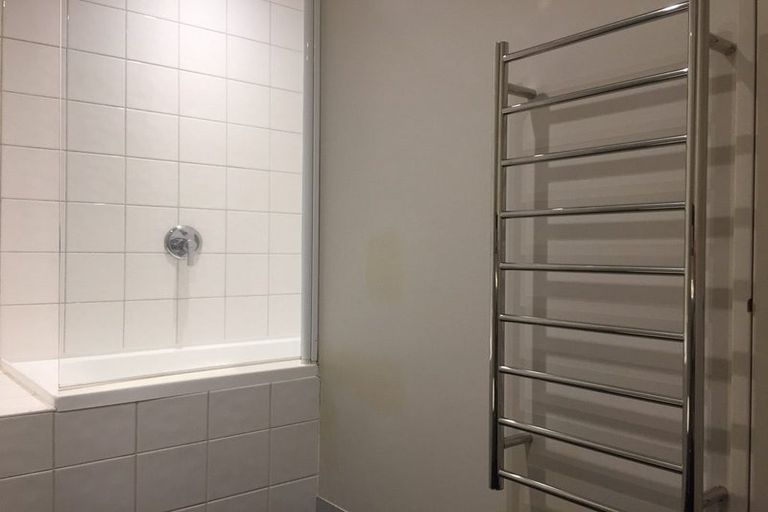 Photo of property in Gerondis Bldg Apartments, 408/60 Willis Street, Wellington Central, Wellington, 6011