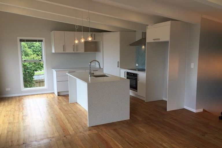 Photo of property in 686a Whangaparaoa Road, Stanmore Bay, Whangaparaoa, 0932