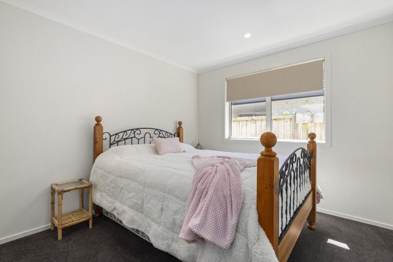 Photo of property in 18 Elena Place, Welcome Bay, Tauranga, 3112