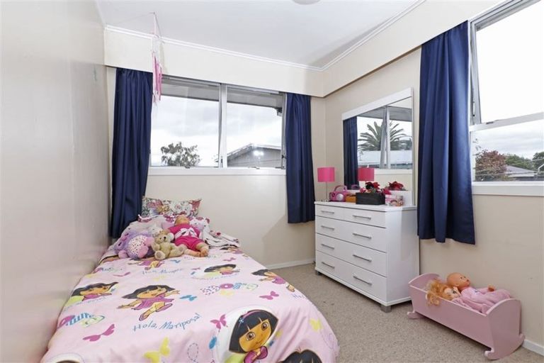 Photo of property in 18 Oakfield Crescent, Pukete, Hamilton, 3200
