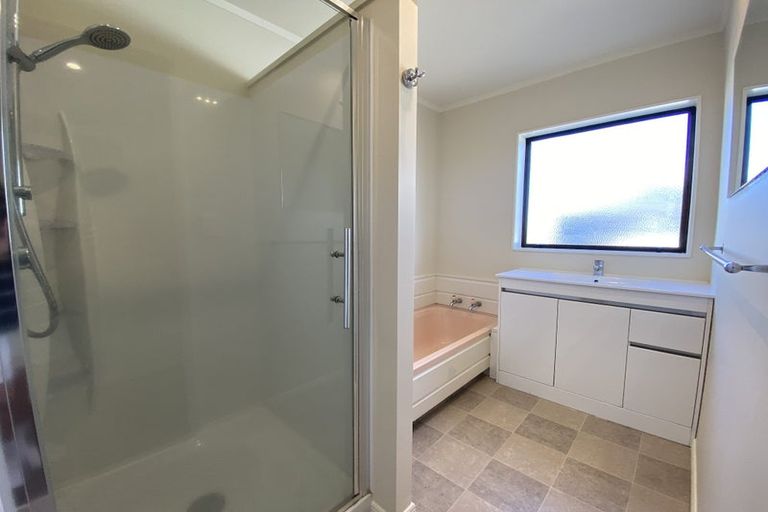 Photo of property in 327a Oceanbeach Road, Mount Maunganui, 3116