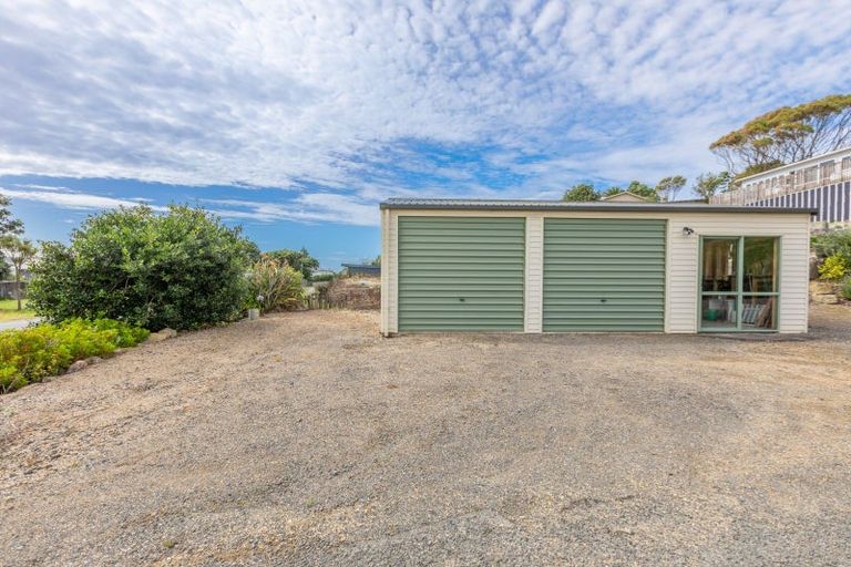 Photo of property in 12 Beach Road, Porangahau, 4293