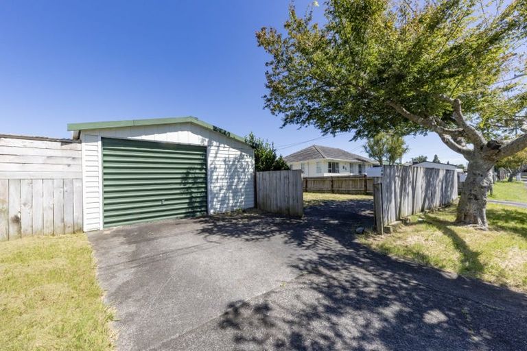 Photo of property in 1/15 Scott Road, Papakura, 2110