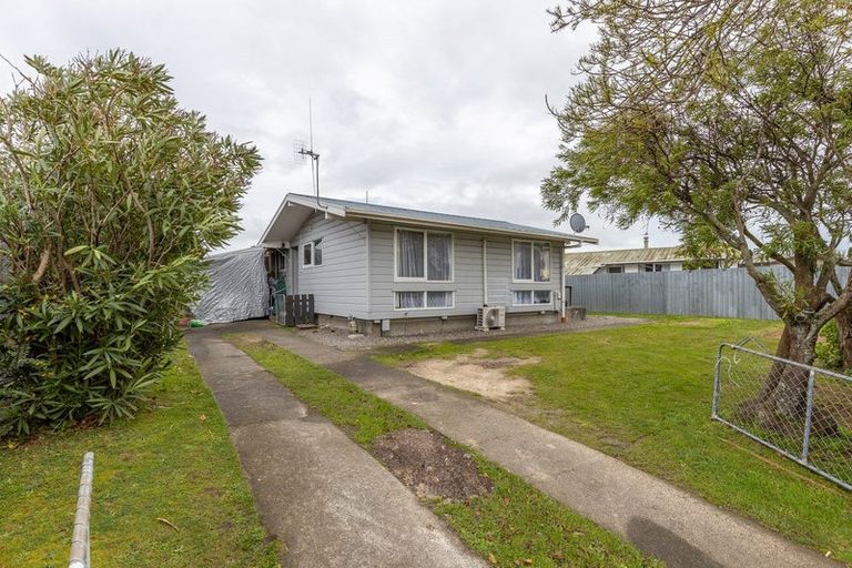 Photo of property in 56 Kaimanawa Street, Kelvin Grove, Palmerston North, 4414
