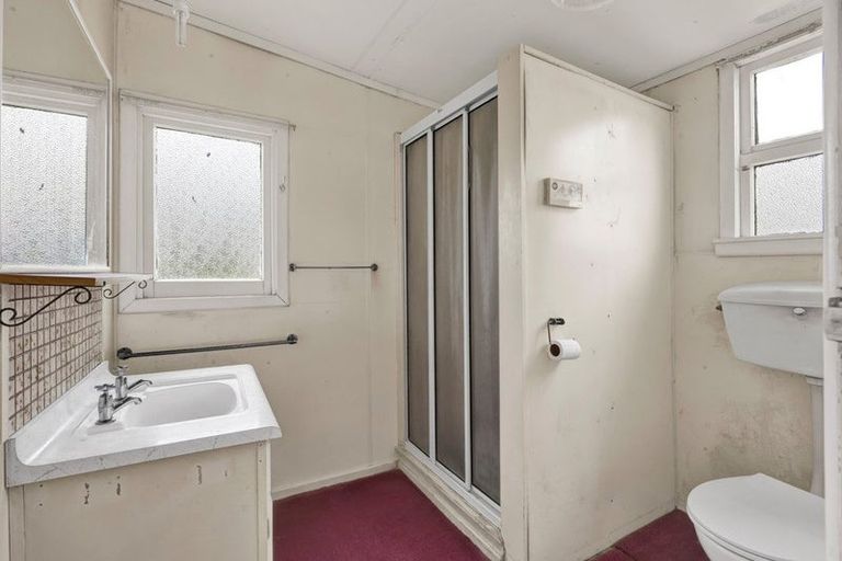 Photo of property in 18 Cornwall Street, Patea, 4520