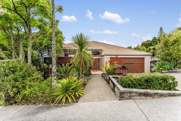 Photo of property in 70 Kate Sheppard Avenue, Torbay, Auckland, 0630