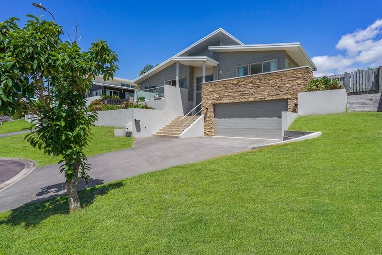 Photo of property in 14 Renner Place, Pyes Pa, Tauranga, 3112