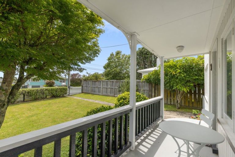 Photo of property in 32 Bellevue Road, Brookfield, Tauranga, 3110