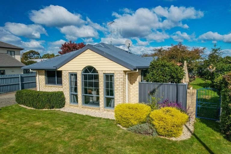 Photo of property in 36 Totara Park Avenue, Motueka, 7120