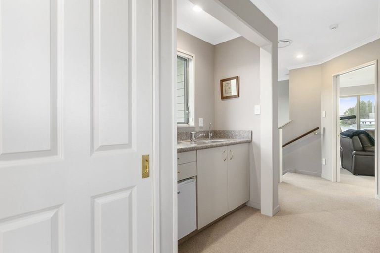 Photo of property in 17 Palmer Place, Taieri Beach, Taieri Mouth, 9091