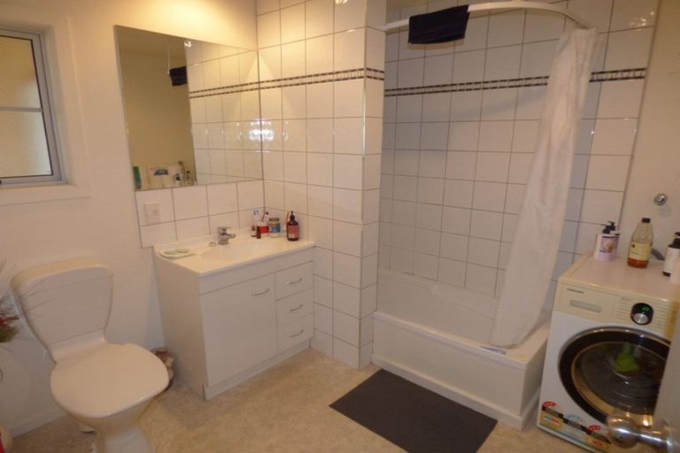 Photo of property in 5a Junction Court, Cromwell, 9310