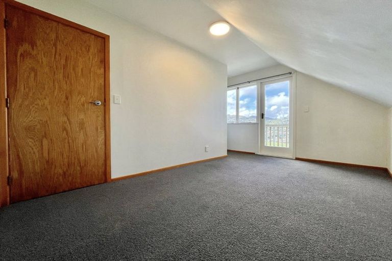 Photo of property in 14 Terawhiti Terrace, Karori, Wellington, 6012