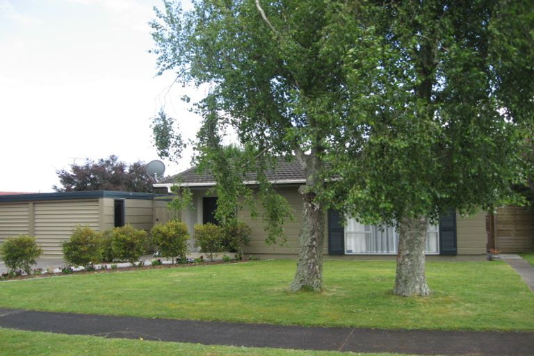 Photo of property in 7 Glengowan Place, Conifer Grove, Takanini, 2112