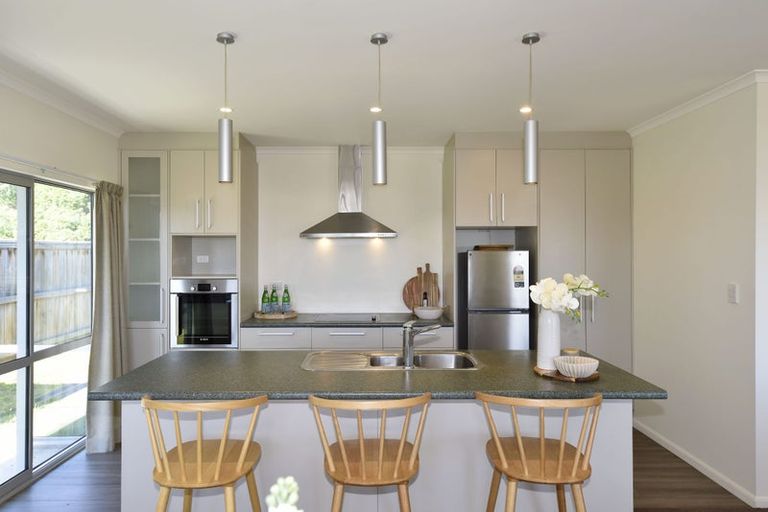 Photo of property in 5 Main Road, Redcliffs, Christchurch, 8081