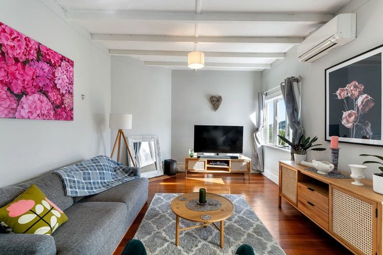 Photo of property in 42 Tirangi Road, Rongotai, Wellington, 6022