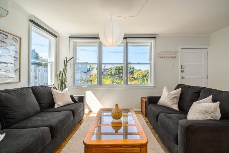 Photo of property in 38 Piko Street, Titahi Bay, Porirua, 5022