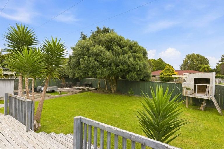 Photo of property in 5 Hurworth Grove, Waikanae, 5036