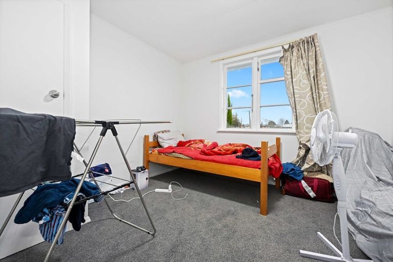 Photo of property in 2 Emerson Place, Enderley, Hamilton, 3214