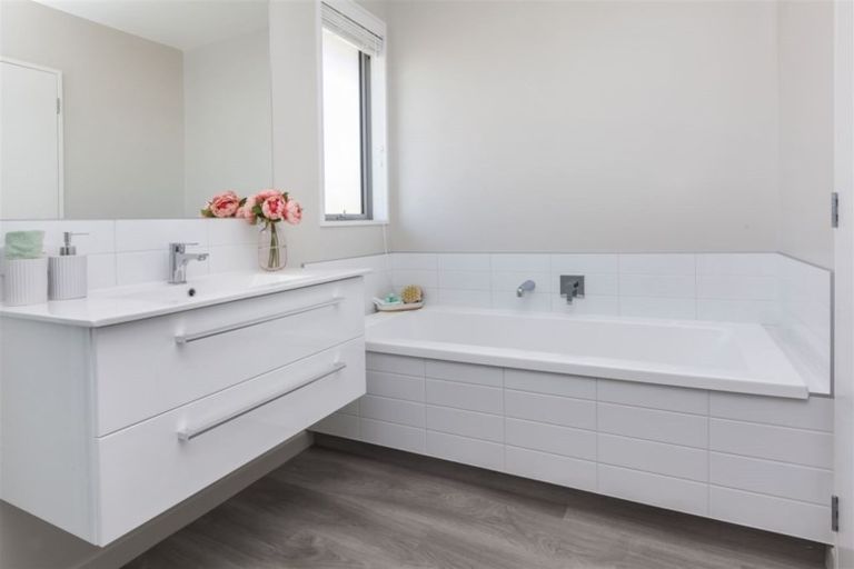 Photo of property in 25 Kingsbridge West, Burwood, Christchurch, 8083