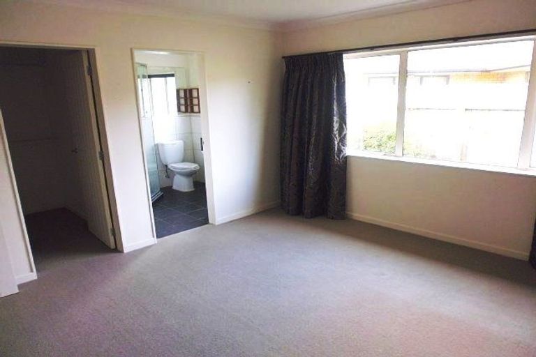 Photo of property in 15 Soldiers Way, Paraparaumu, 5032