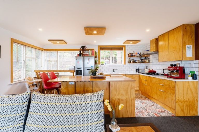 Photo of property in 41 Adderley Terrace, Ravensbourne, Dunedin, 9022