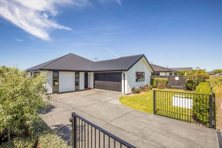 Photo of property in 35 Kahuraki Drive, Pegasus, 7612