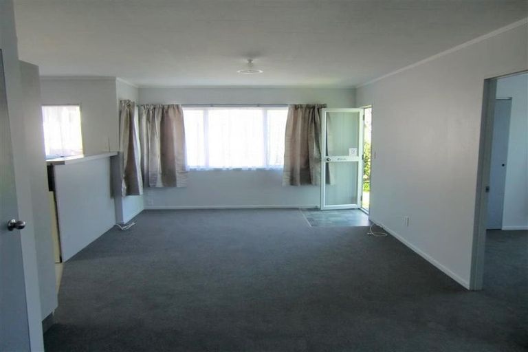 Photo of property in 4 Euclid Street, Vogeltown, New Plymouth, 4310