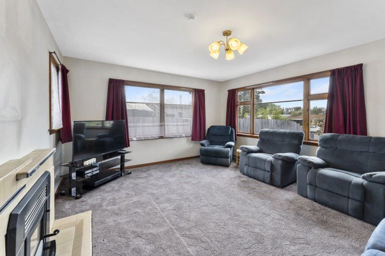 Photo of property in 301 Wainoni Road, Avondale, Christchurch, 8061