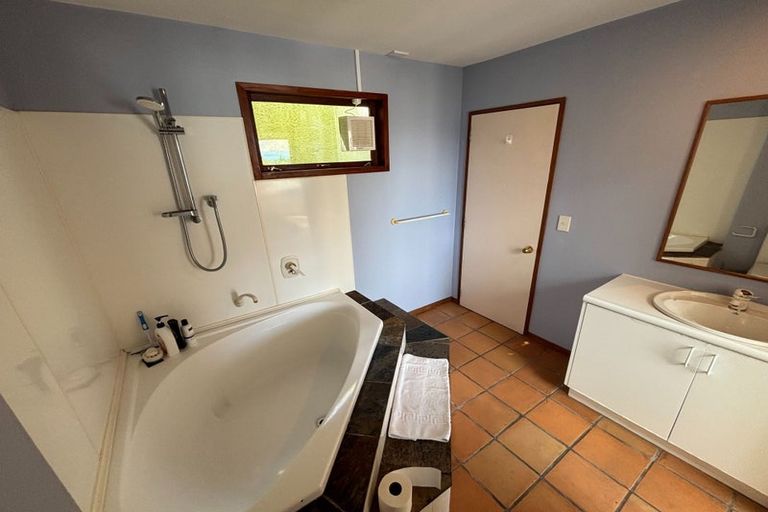 Photo of property in 27b Hallenstein Street, Queenstown, 9300