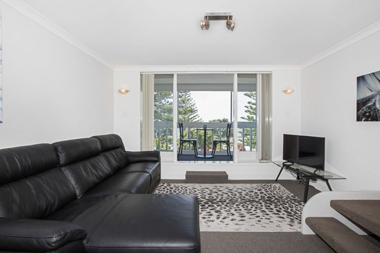 Photo of property in 245 Marine Parade, Napier South, Napier, 4110