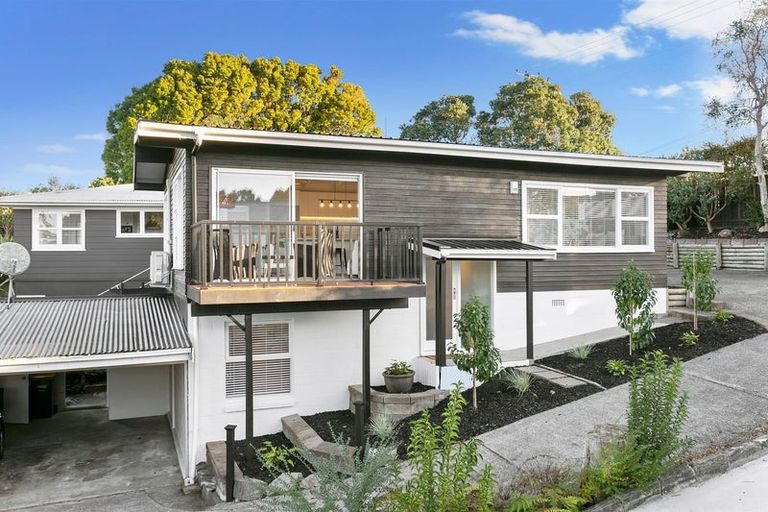 Photo of property in 1/237 Rangatira Road, Beach Haven, Auckland, 0626