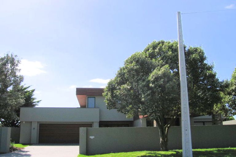 Photo of property in 34 Taylor Road, Papamoa Beach, Papamoa, 3118