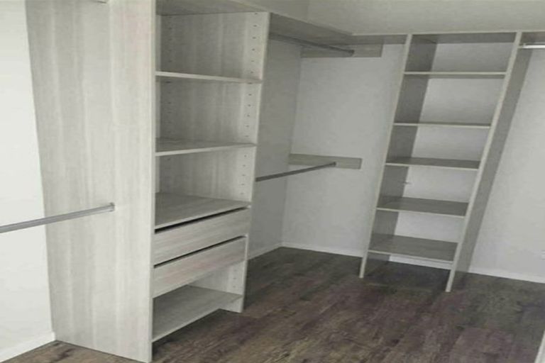 Photo of property in 48a Normanton Street, Glenfield, Auckland, 0629