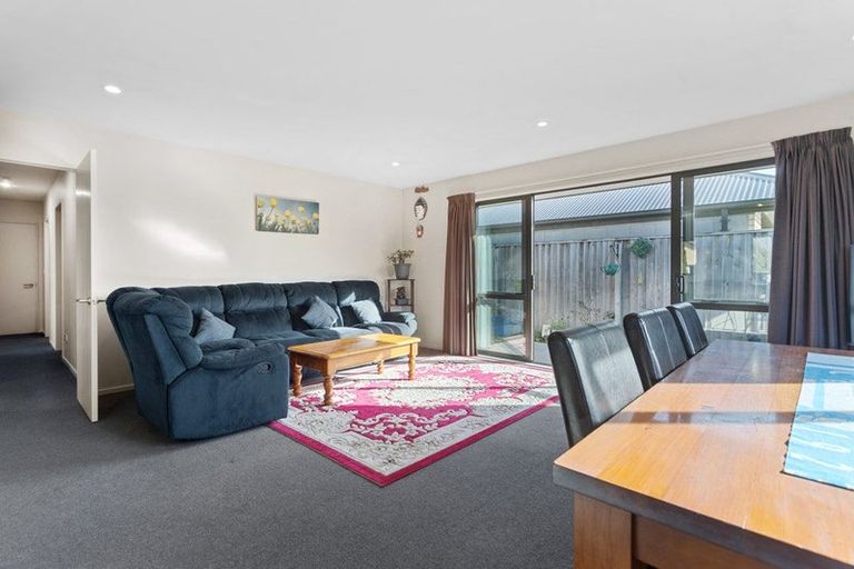 Photo of property in 4 Charente Way, Yaldhurst, Christchurch, 8042