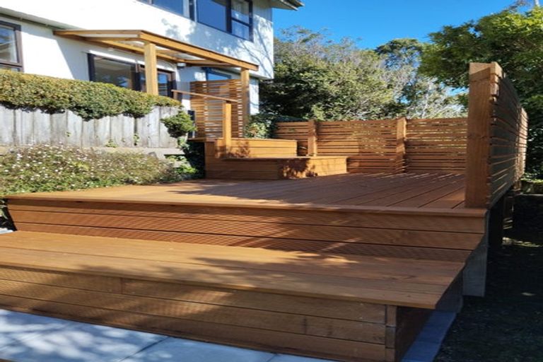 Photo of property in 19 Carluke Street, Paparangi, Wellington, 6037