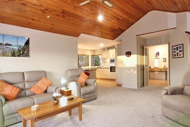 Photo of property in 71 Beachwater Drive, Papamoa Beach, Papamoa, 3118