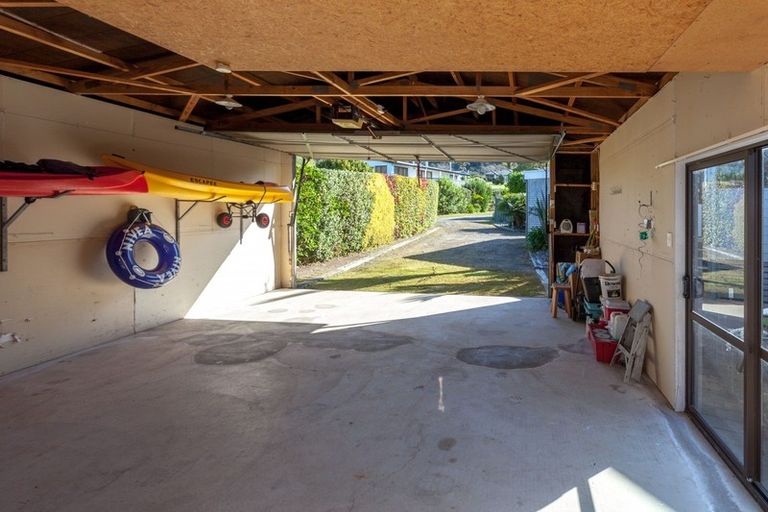 Photo of property in 59 Hahei Beach Road, Hahei, Whitianga, 3591