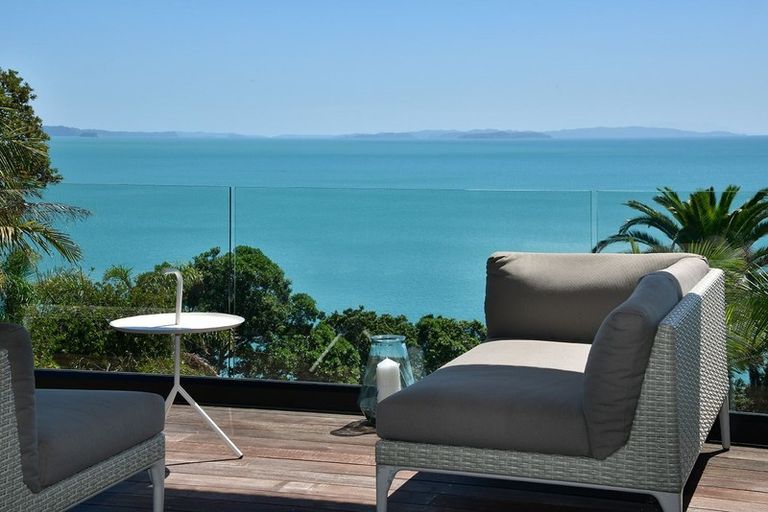 Photo of property in 25c Duncansby Road, Stanmore Bay, Whangaparaoa, 0932