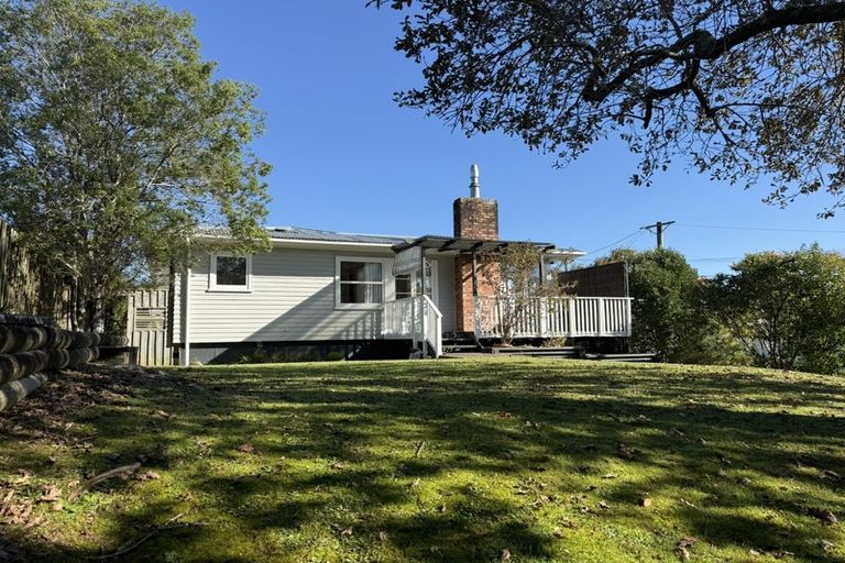 Photo of property in 34 Levesque Street, Birkdale, Auckland, 0626