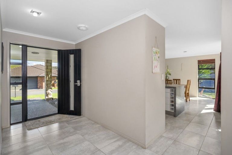Photo of property in 6 Gina Way, Welcome Bay, Tauranga, 3112
