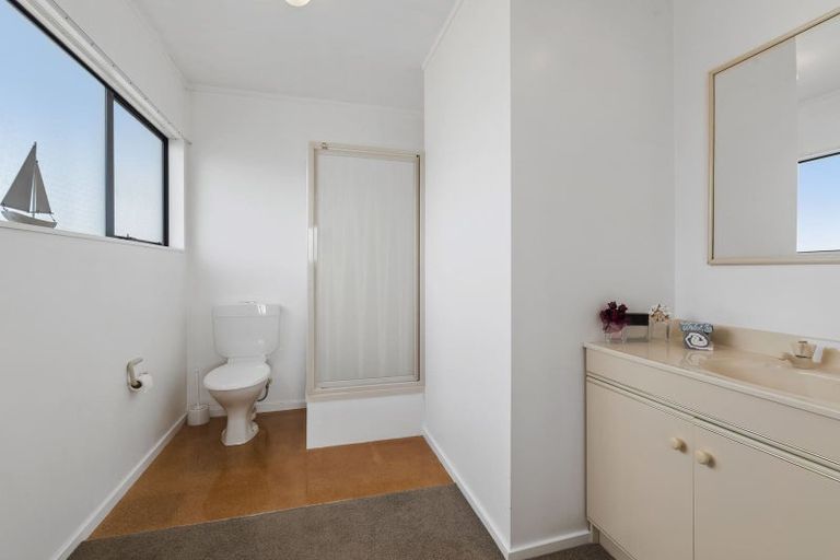 Photo of property in 2/161 Stredwick Drive, Torbay, Auckland, 0630