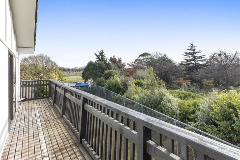 Photo of property in 76 Orrick Crescent, Avondale, Christchurch, 8061