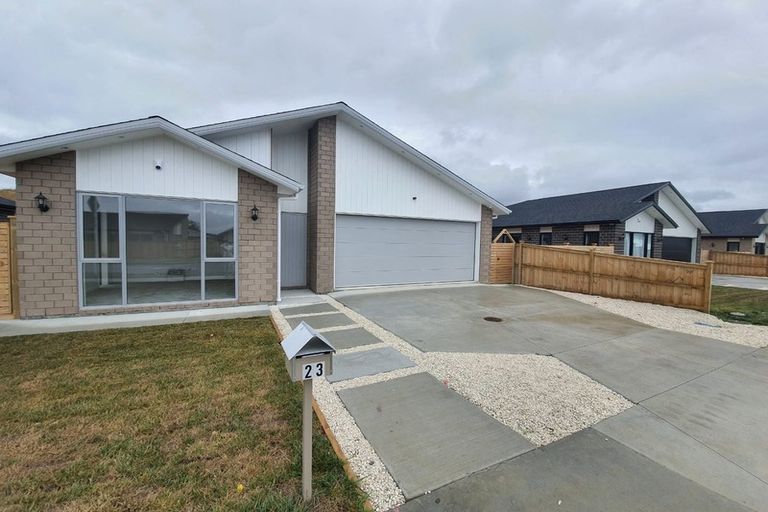 Photo of property in 23 Holcroft Street, Papakura, 2110