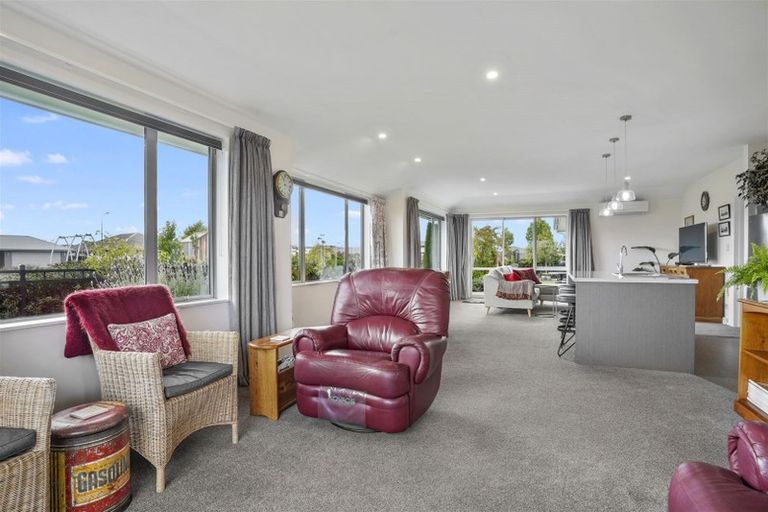 Photo of property in 10 Lawrence Drive, Rolleston, 7614