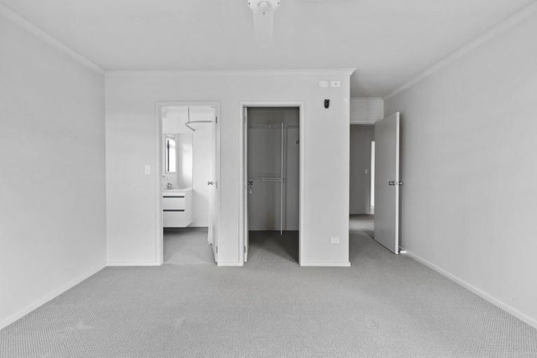 Photo of property in 5 Holcroft Place, Huntington, Hamilton, 3210