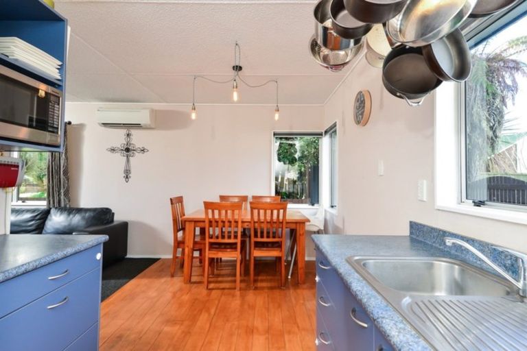 Photo of property in 15a Sewell Place, Leamington, Cambridge, 3432