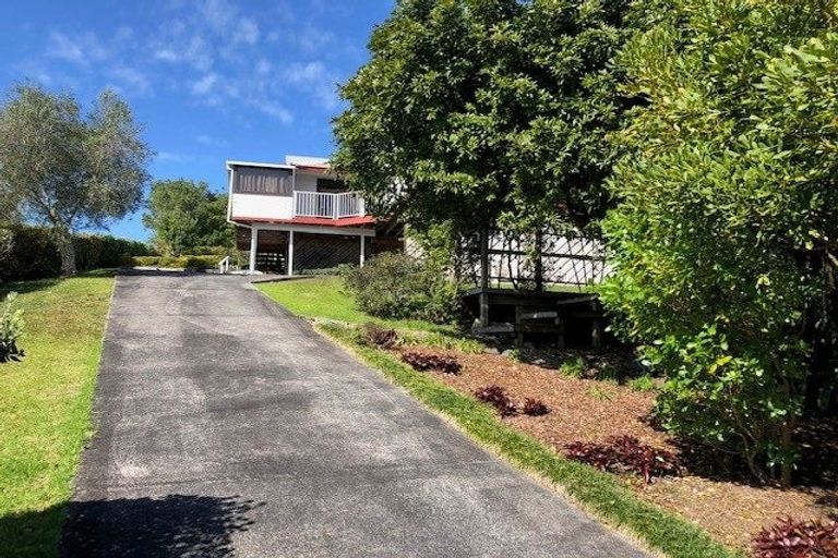 Photo of property in 31 Fidelis Avenue, Snells Beach, 0920